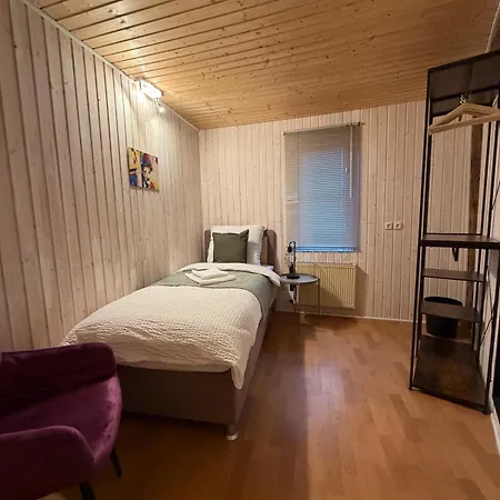 Διαμέρισμα Janu-homes - 3 - 4 Betten, Waldblick Vom Kirchplatz