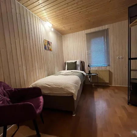 Διαμέρισμα Janu-homes - 3 - 4 Betten, Waldblick Vom Kirchplatz Mengerskirchen