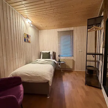 Διαμέρισμα Janu-homes - 3 - 4 Betten, Waldblick Vom Kirchplatz Mengerskirchen