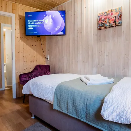 Janu-homes - 3 - 4 Betten, Waldblick Vom Kirchplatz Apartment