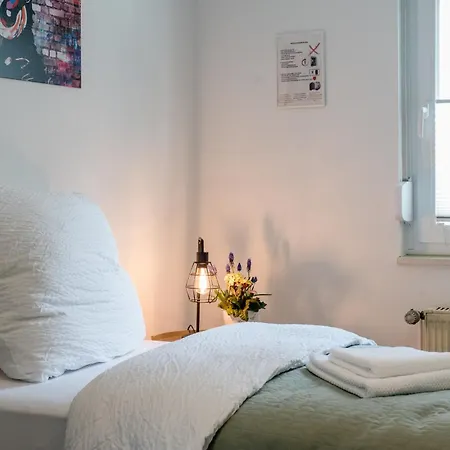 Janu-homes - 3 - 4 Betten, Waldblick Vom Kirchplatz Mengerskirchen