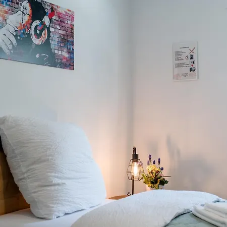 Janu-homes - 3 - 4 Betten, Waldblick Vom Kirchplatz Mengerskirchen