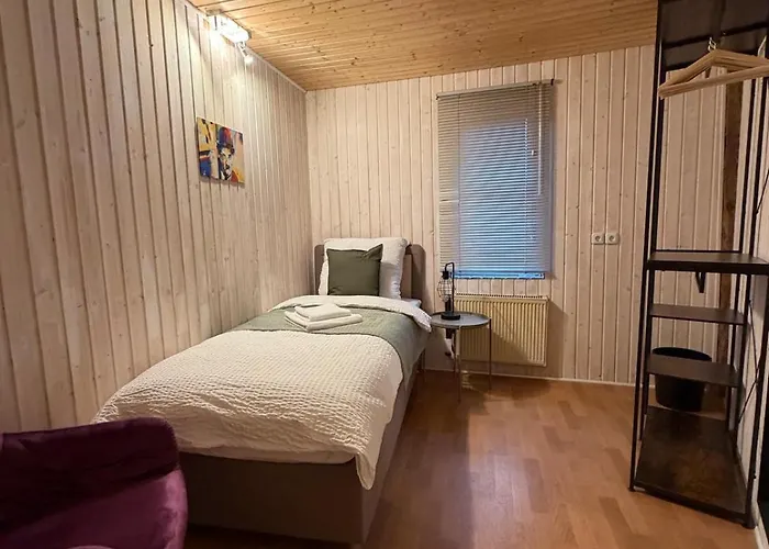 Apartman Janu-homes - 3 - 4 Betten, Waldblick Vom Kirchplatz