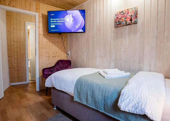 Janu-homes - 3 - 4 Betten, Waldblick Vom Kirchplatz Apartment