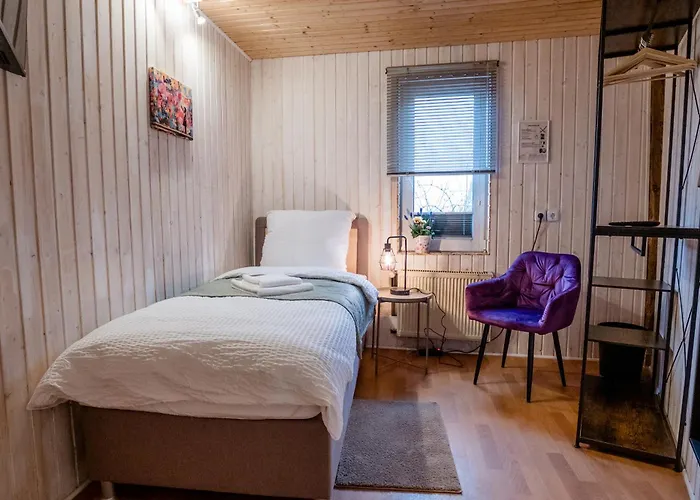 Apartment Janu-homes - 3 - 4 Betten, Waldblick Vom Kirchplatz *