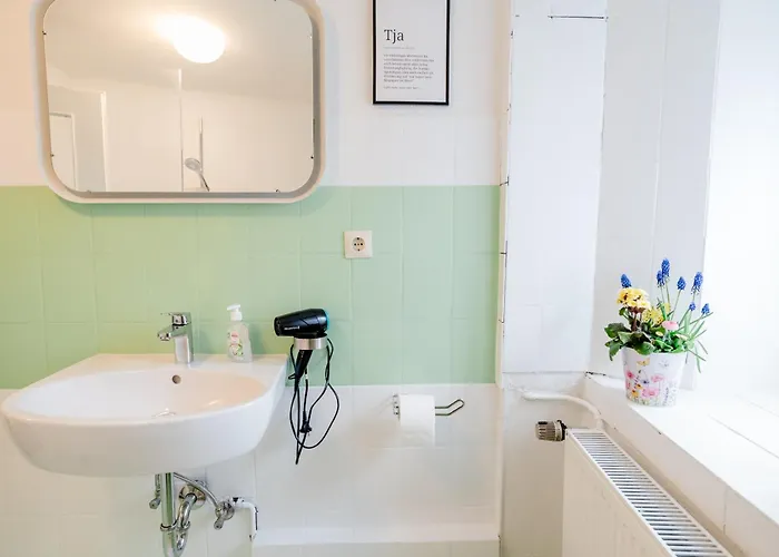 Apartment Janu-homes - 3 - 4 Betten, Waldblick Vom Kirchplatz